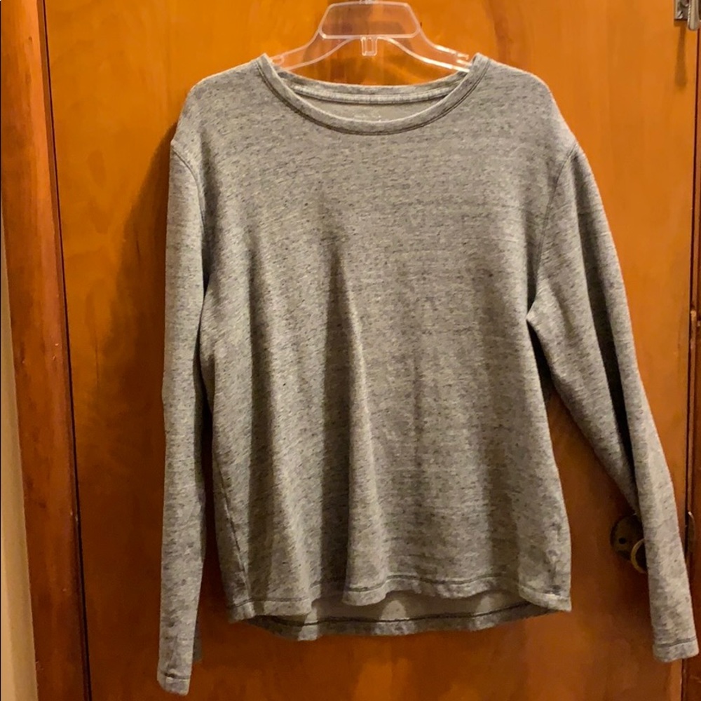 Gap sweater
